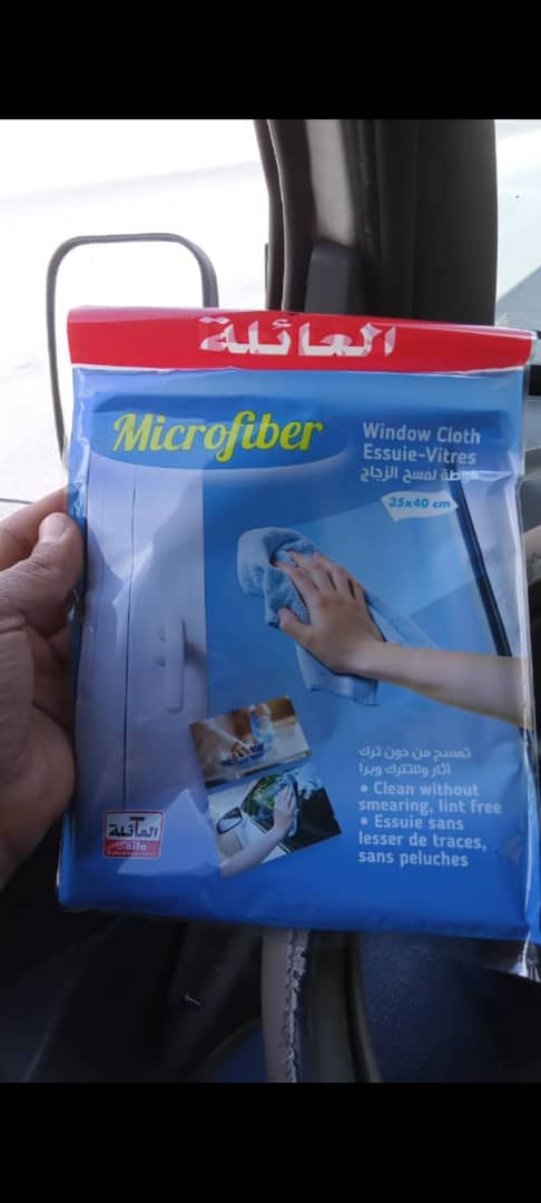 فوطة لمسح الزجاج