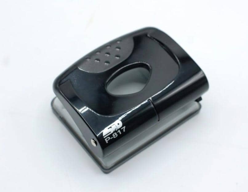 ثقابة ورق STD