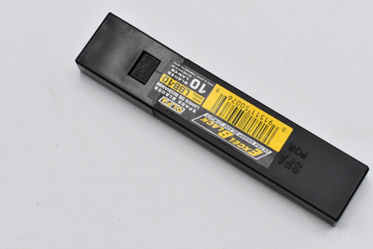 شفرة مشرط أولفا سوداء