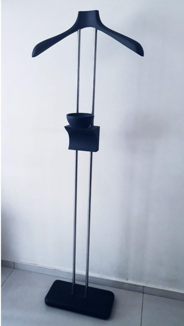 مُنظّم ملابس