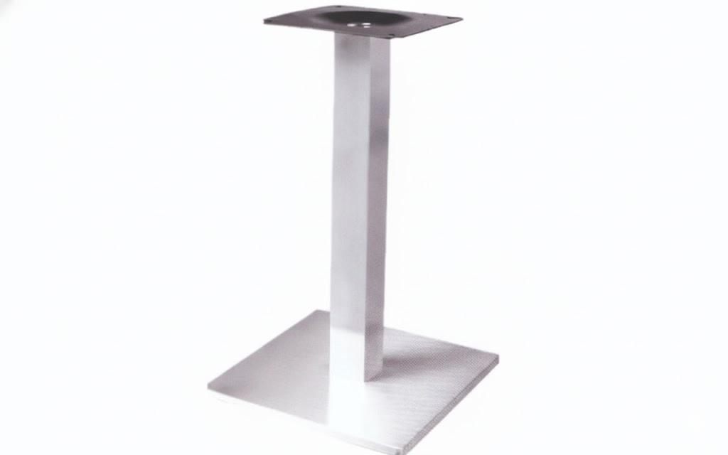 قاعدة طاولة