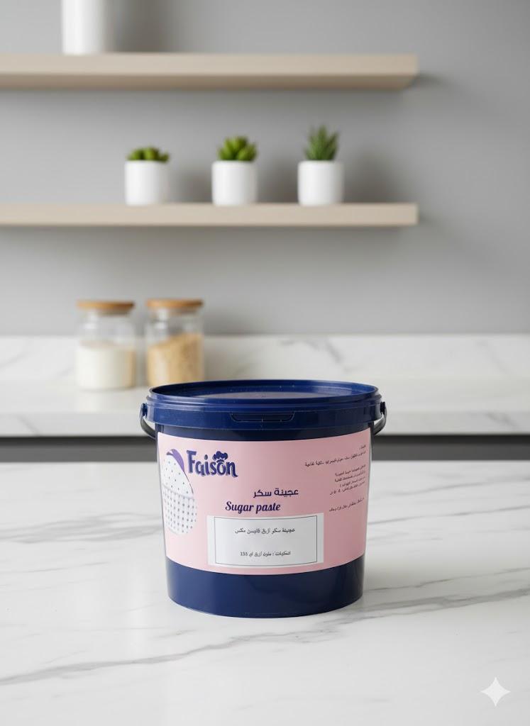 عجينة سكر أزرق